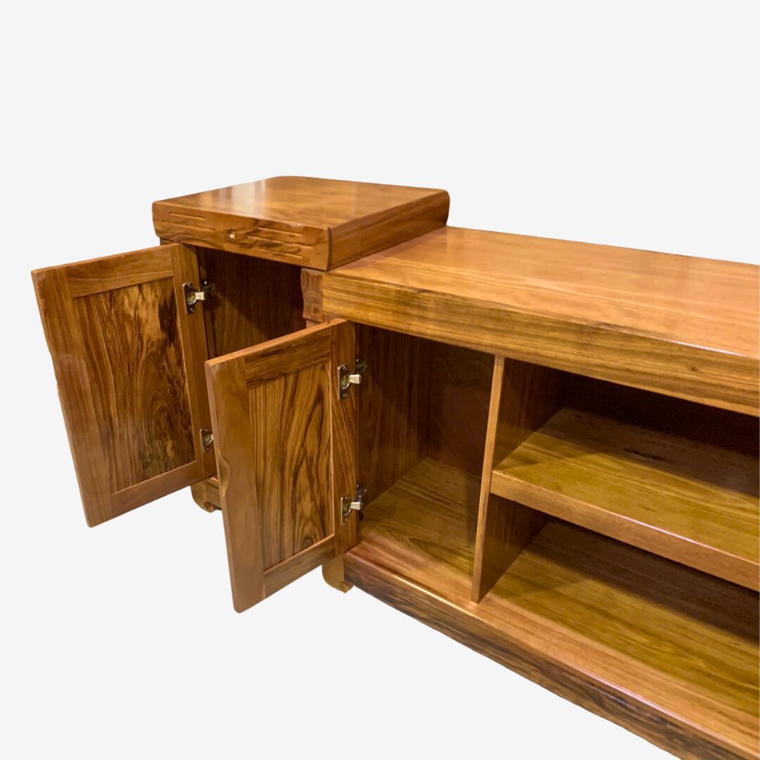 Tủ Kệ Tivi Gỗ Hương Xám Nhô 2 Bên 3 Cánh 1m8 - Ảnh 4